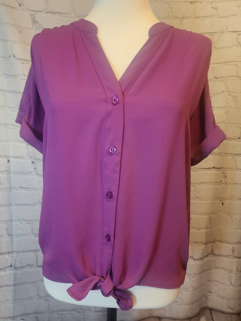 New York & Company Purple Button-Front Tie-Hem Blouse